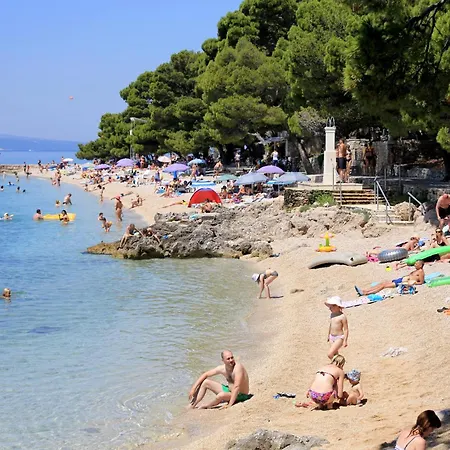 With A Parking Space Brela, Makarska - 22678 Brela