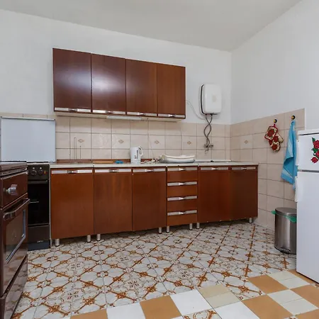 Appartamento With A Parking Space Brela, Makarska - 22678