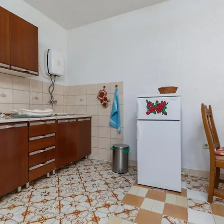 With A Parking Space Brela, Makarska - 22678 Appartement *