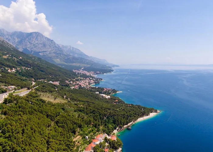 With Parking Space Brela, Makarska - 22678 * بريلا